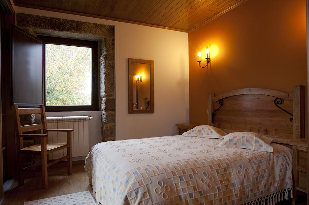 Casa Fonte Do Laboreiro Castro Laboreiro Kamer foto