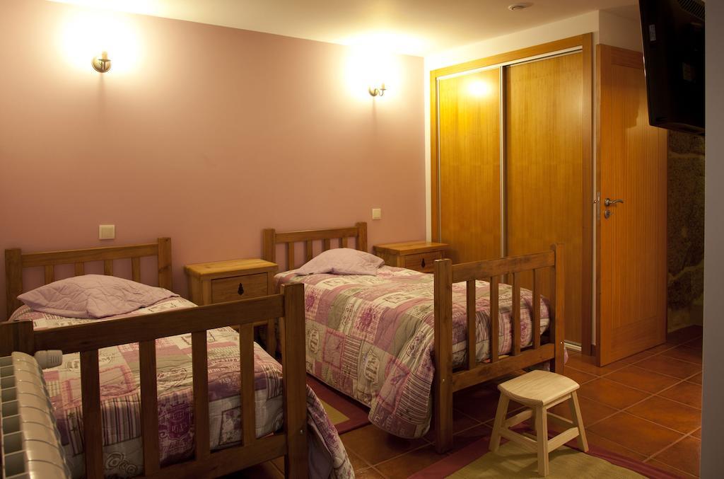 Casa Fonte Do Laboreiro Castro Laboreiro Kamer foto